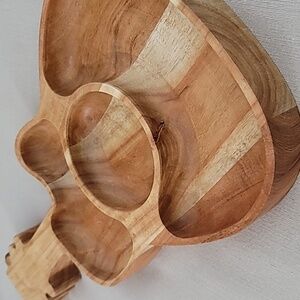 Dolly Parton Guitar-Shaped Acacia Wood Serving Tray